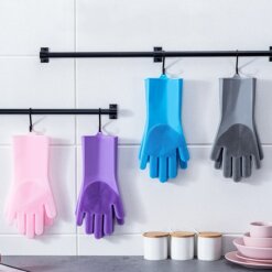 Silikonines plovimo pirstines kempines virtuveje 1